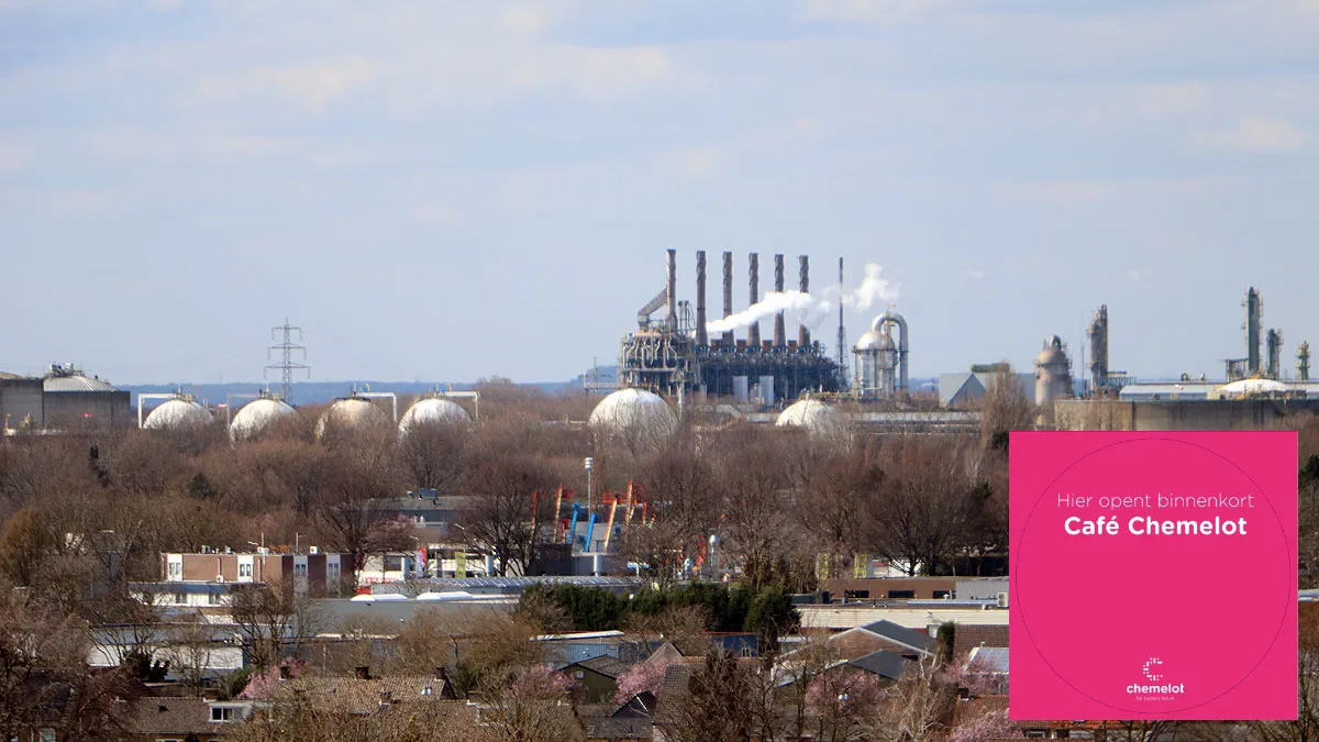 cafe chemelot olefins 4 nak 4 sabic op chemelot vanaf dak van goyenflat gezien