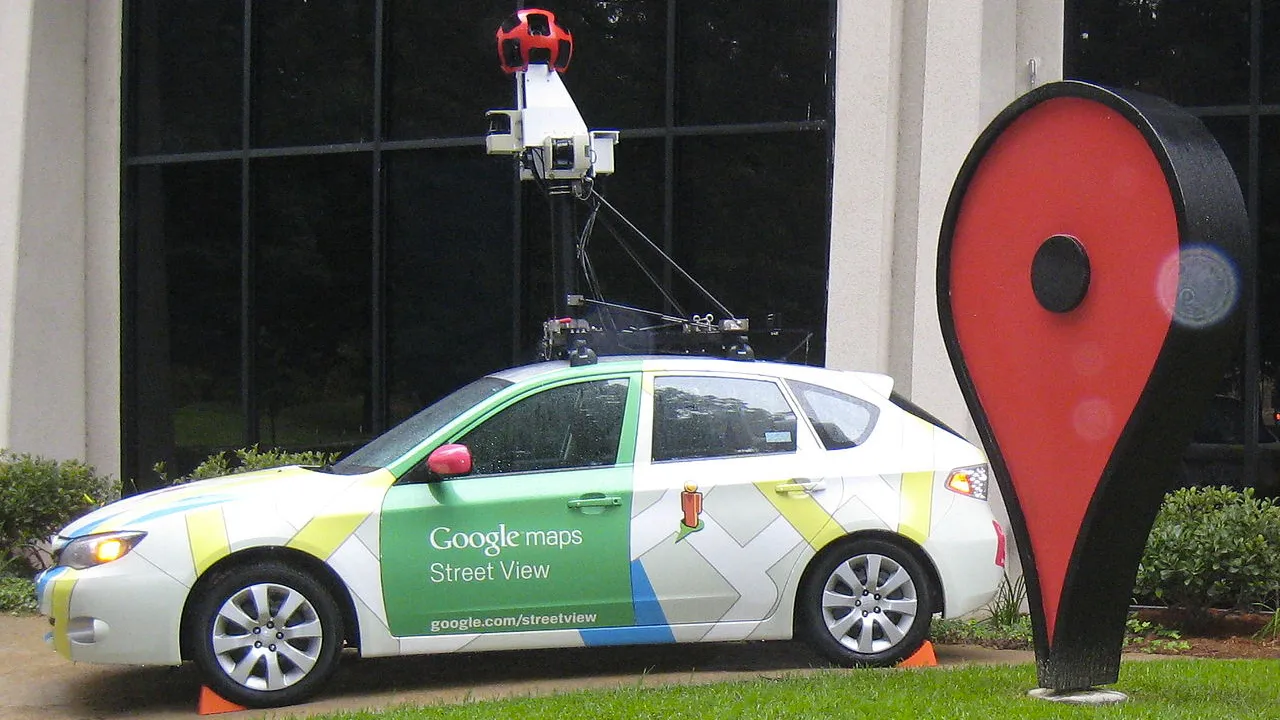 camera auto google streetview cc0