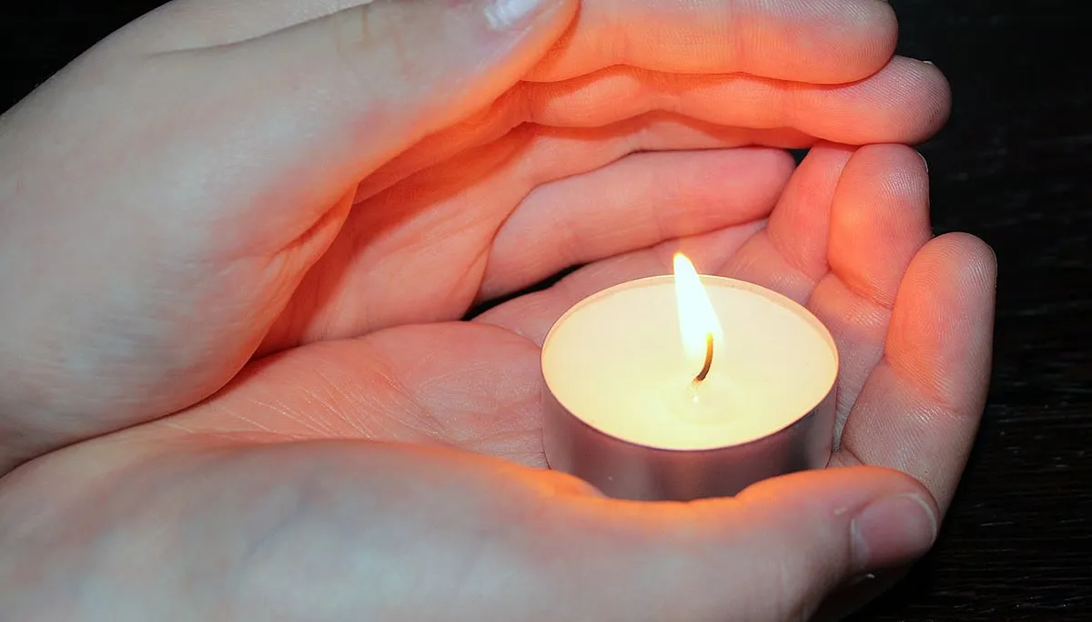 candle 1240376 1280 lichtjesavond