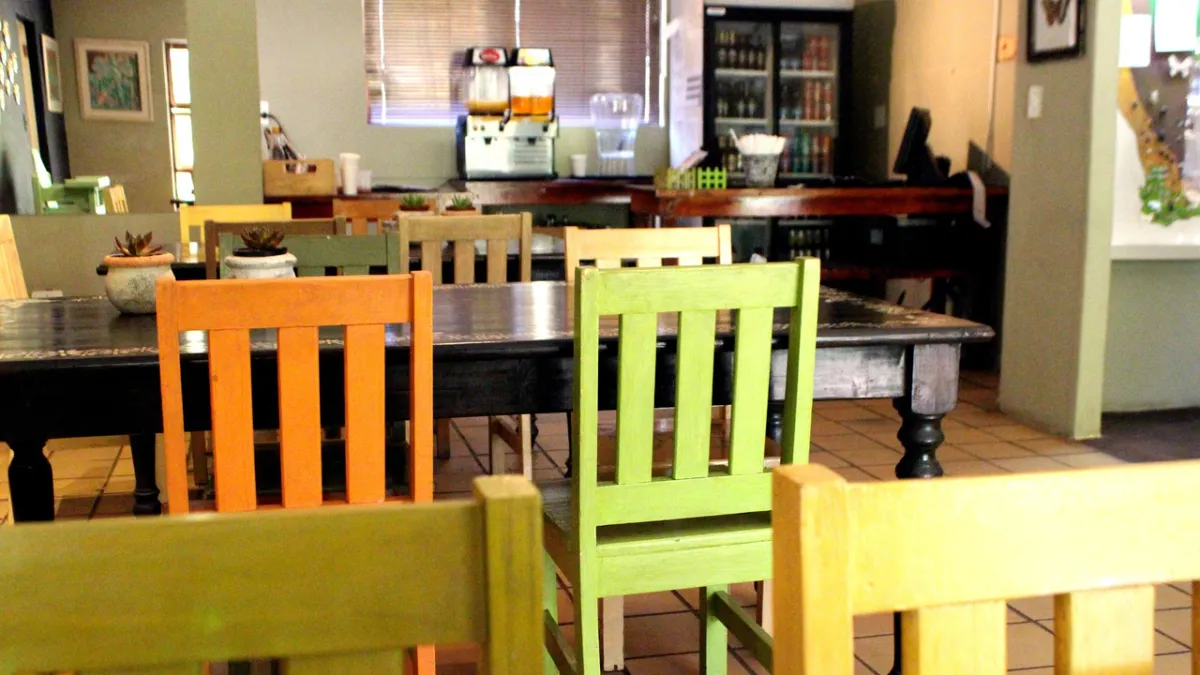 cantine cafe wood restaurant home orange meal 1190487 pxherecom