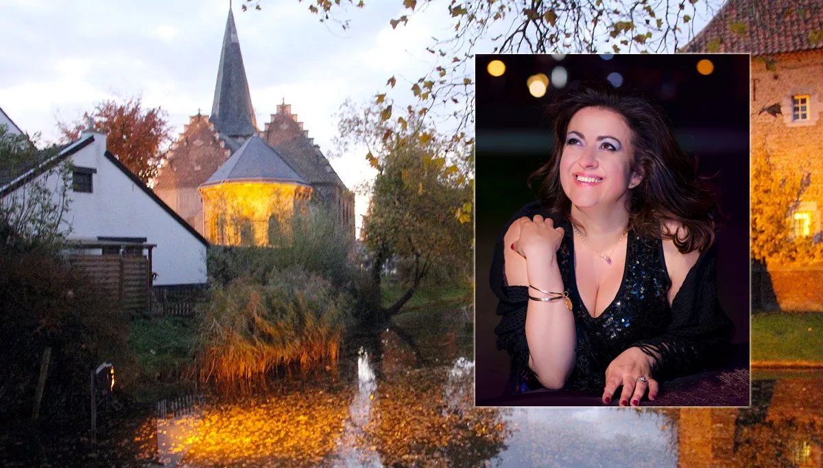 carla regina salviuskerkje en kasteelburcht en gracht