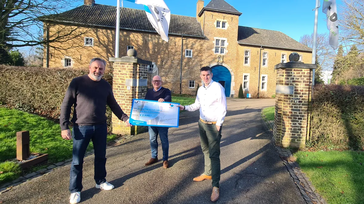 cheque laudy bouw en ontwikkeling voor petje af