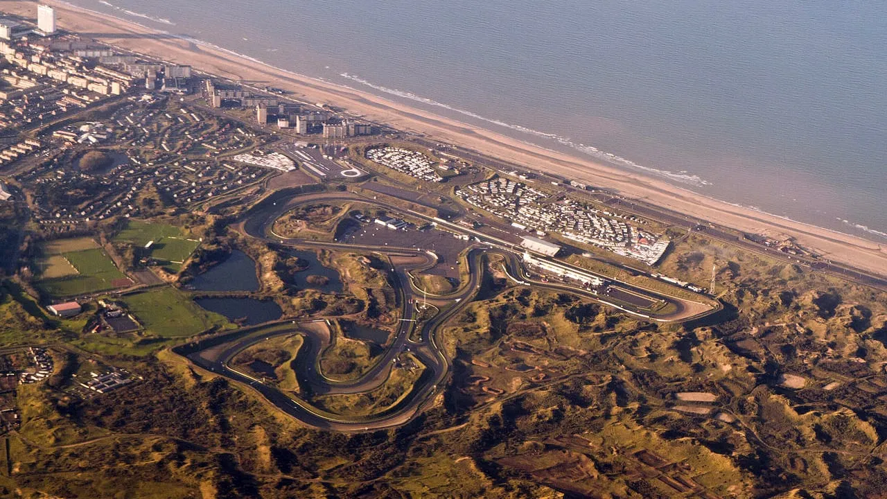 circuit van zandvoort luchtfoto quistnix cc by sa 30 via wikimedia commons