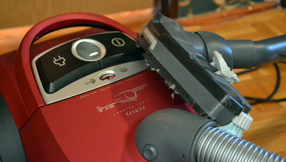 cleaning 381090 1280 stofzuiger huishoudelijke hulp