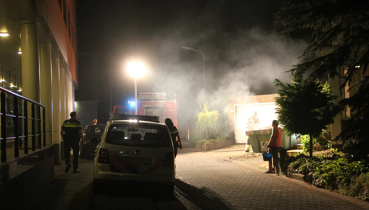 containerbrand inrit parkeerplaats steenweg wilhelminastraat