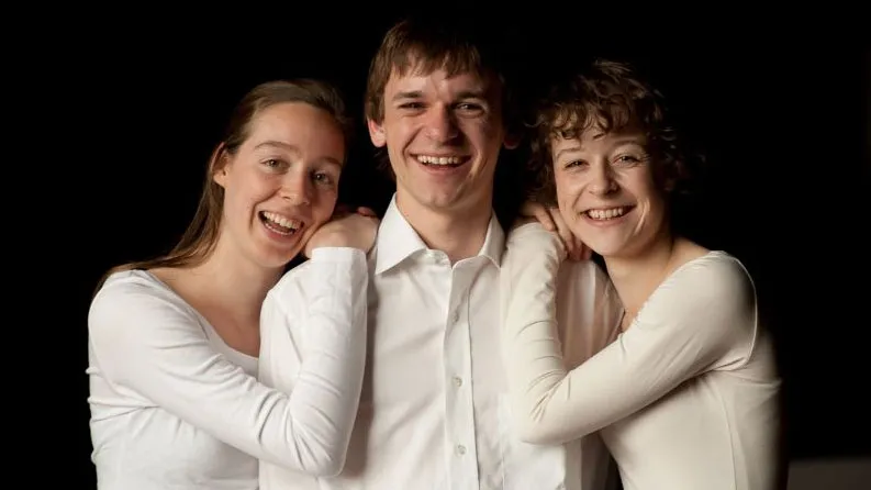 cqrkzkhsutjt6hrbsia69w5oy canja ensemble