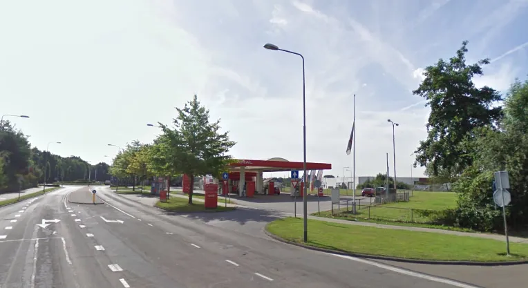 csuah2y4ofzzwr5o6q8hpqtr1 tankstation elsenburglaan geleen