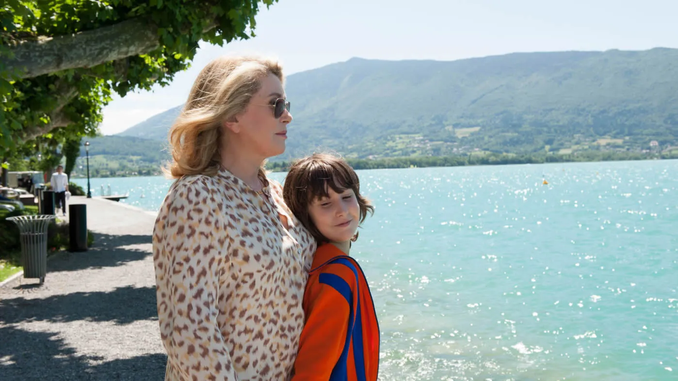 ctgj1zce0vevl0lw0nbnghhr9 0103 ellesenva 2