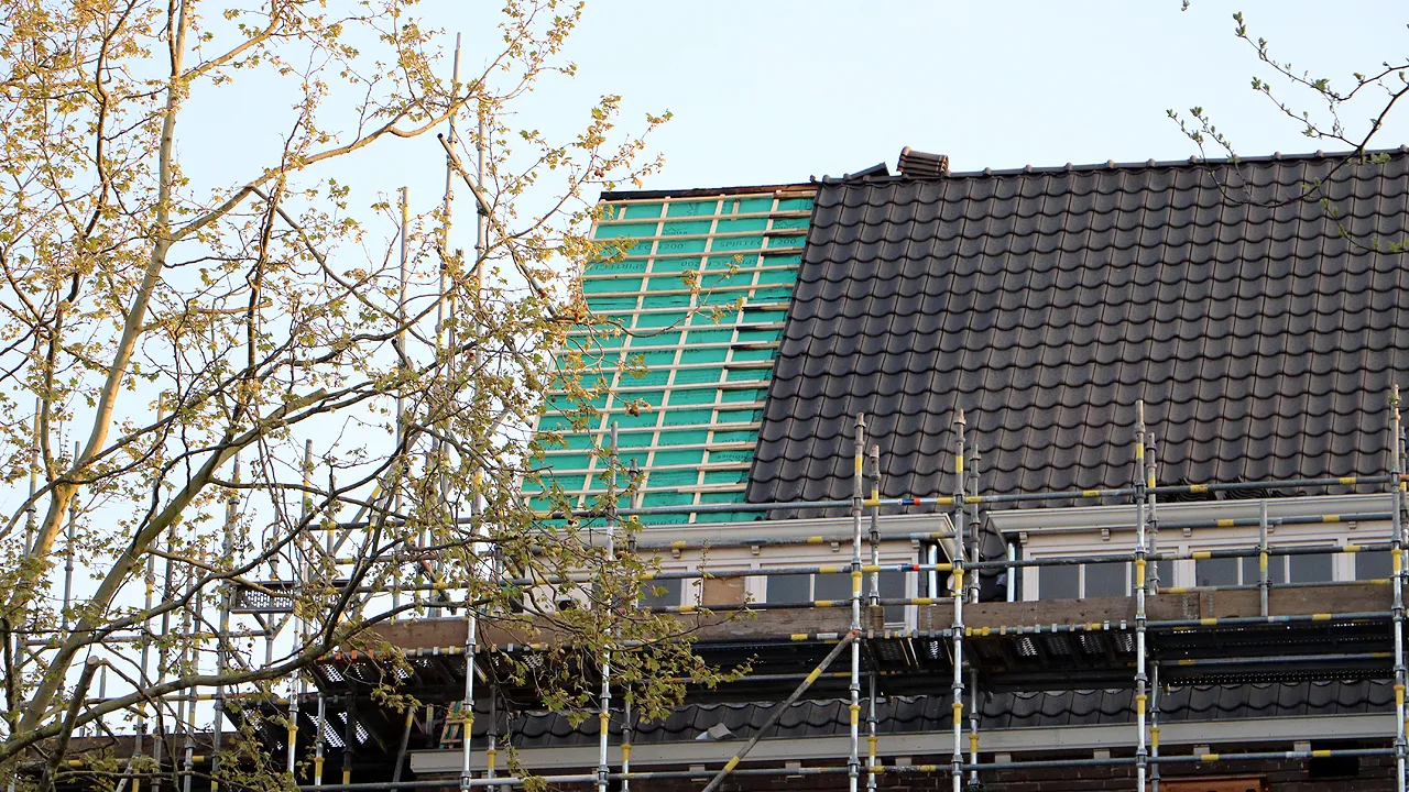 dak kleesj sittard daags na de brand 20200417