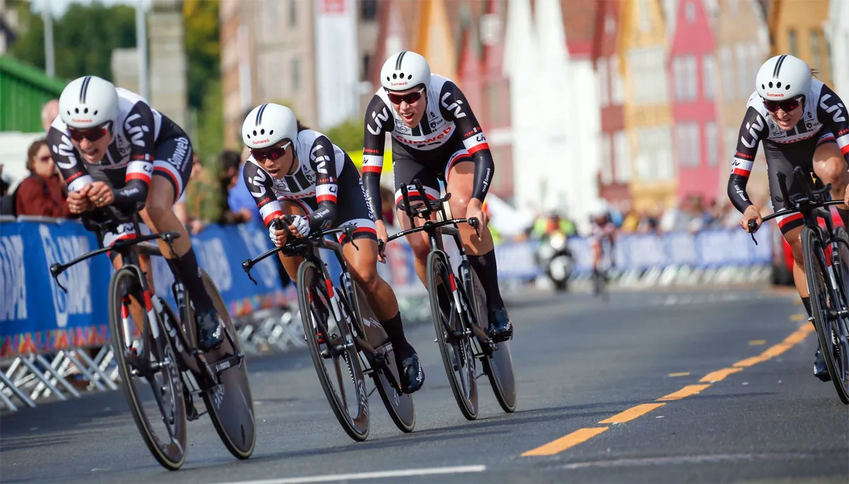 damesteam sunweb wint wk ploegentijdrit