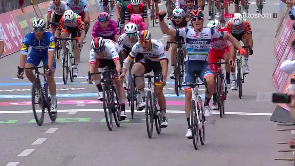 damiano cima wint sprint 18e etappe