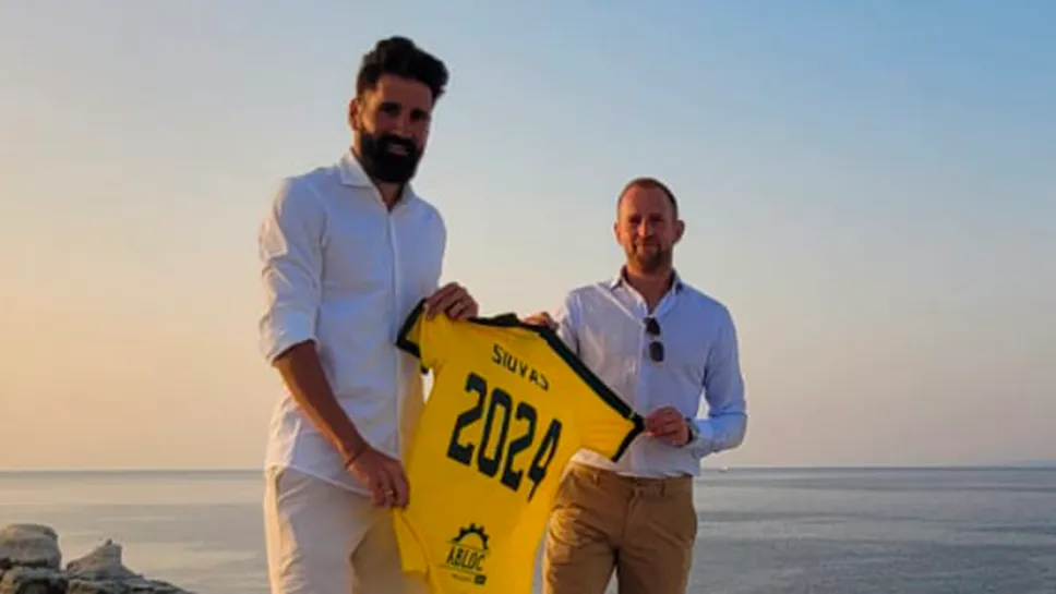 dimitrios siovas tekent bij bij fortuna sittard