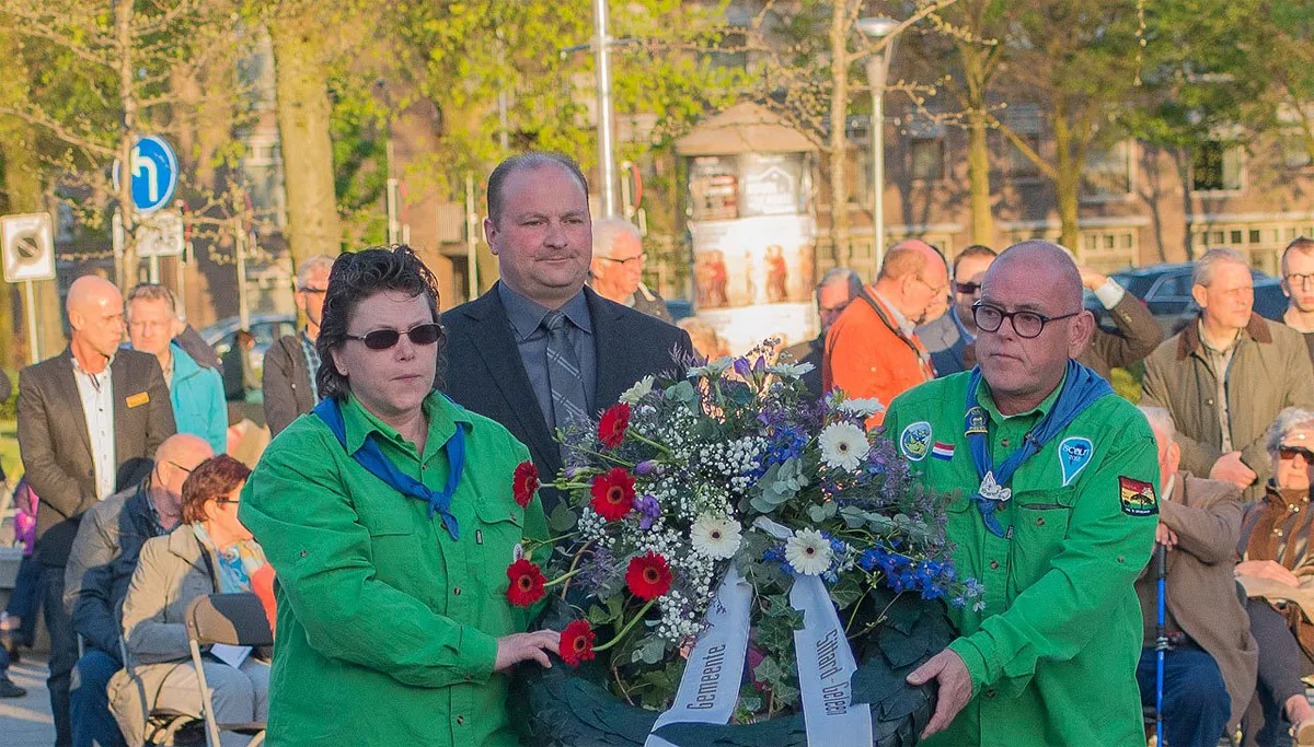 dodenherdenking geleen lindenheuvel 2016 00