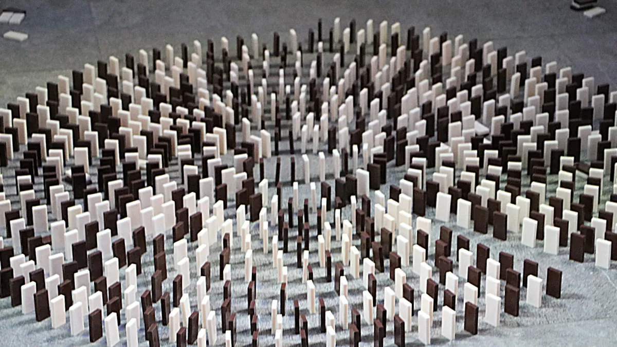 dominostenen kasteel limbricht