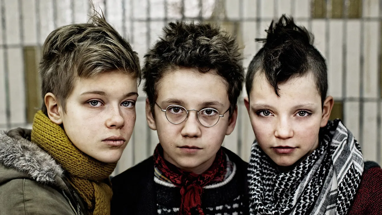 dxle1xvgmuww8ebbxh4ulo4k6 0428 wearethebest 1