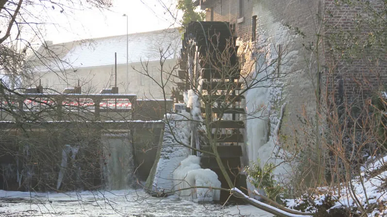 e88ky5sknhwrkldzhr4o7mh6c molen ophoven 2012 16 9