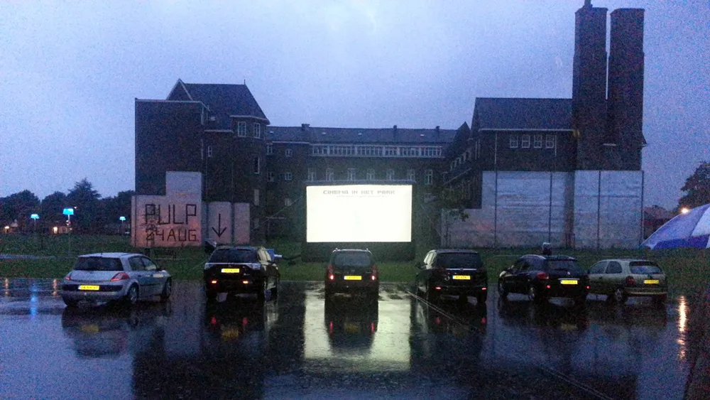 eq8j5lvms61rfce3i894txbgf cinema in het park weer nat 8 augustus