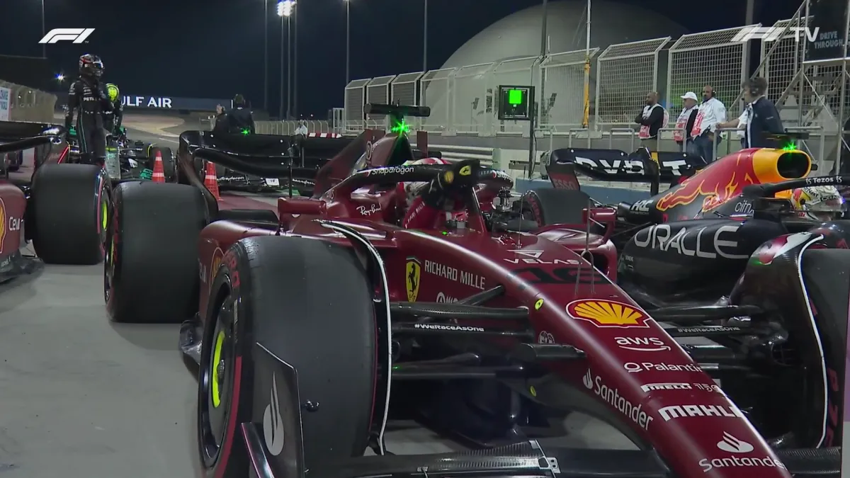 f1 2022 01 bahrein quali ferrari pole