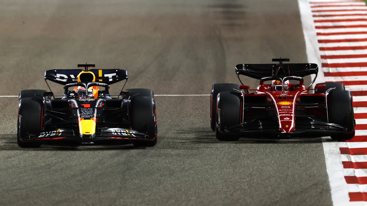 f1 2022 01 bahrein race max verstappen en charles leclerc