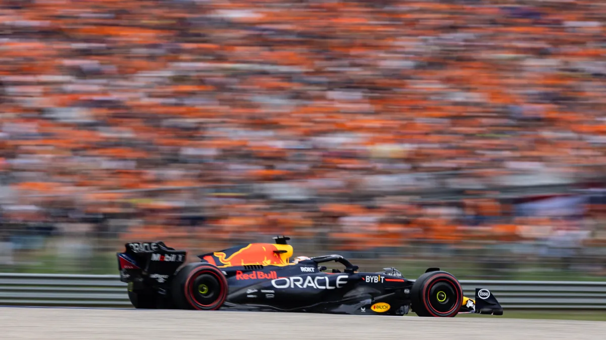 f1gp10 oostenrijk max verstappen pakt pole