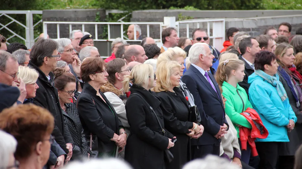 f39iynpgvm17uw4a1m4ctn7by dodenherdenking 2014 grote belangstelling