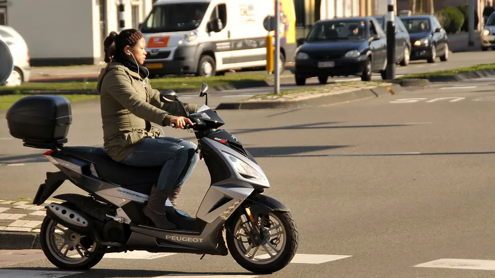 facemepls cc by 20 via flickr snorfiets 5577282992 9b57a0d6e4 o