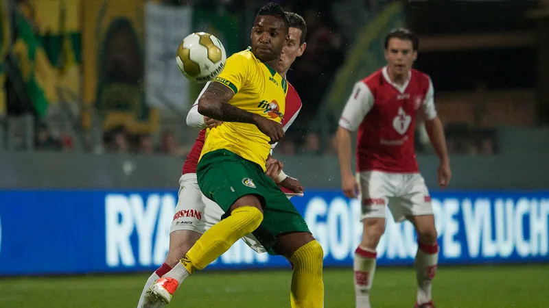fejpvzzfbhumvrehguovy1chh rajcomar tijdens mvv fortuna sittard 3
