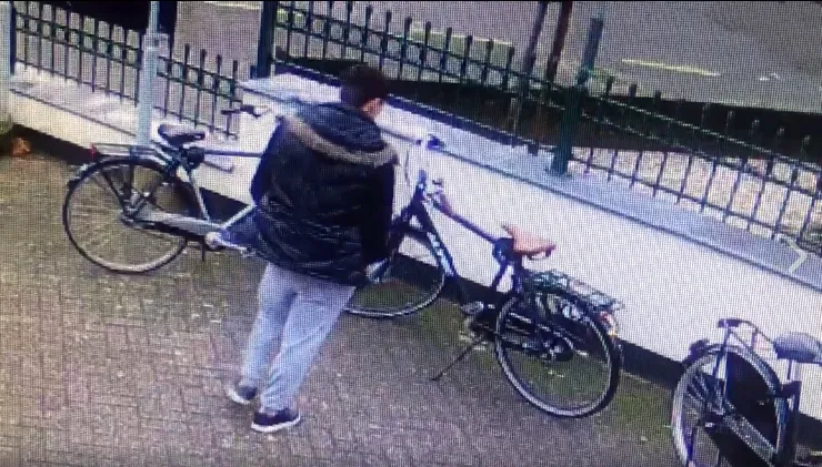 fietsendief actief en vastegelegd op video