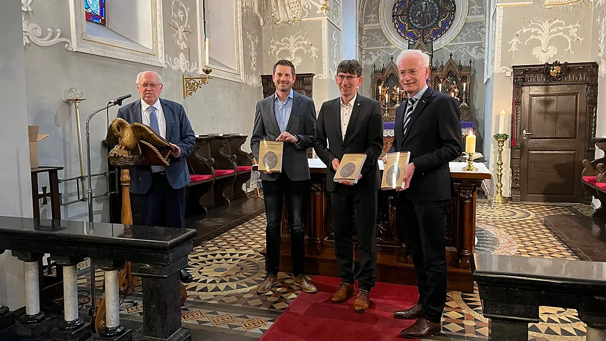 foto boek guus janssen jaco ritzraedt kerk millen