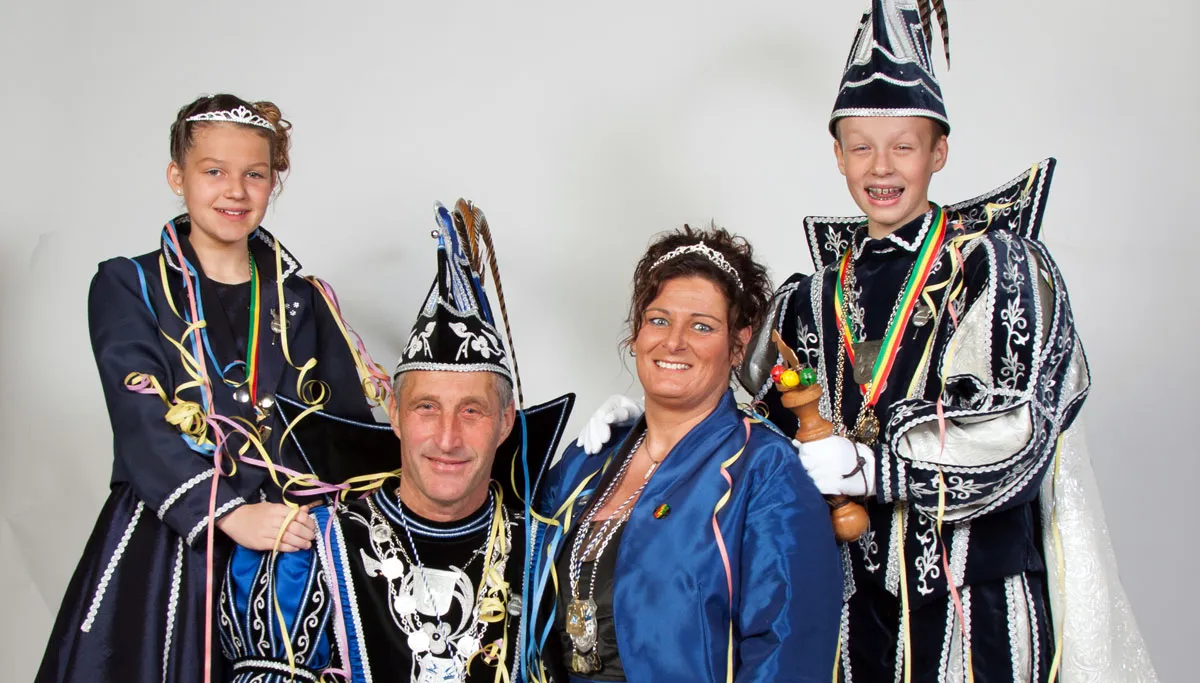 foto prinsenparen 2016 2017 002 ad i wendy en siem en puk