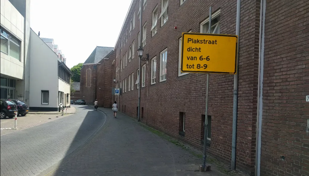 foutje bord plakstraat