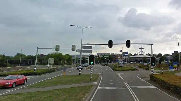 g38nc0zwyn7vzw2apwq88wor3 limbrichterweg verkeerslichten