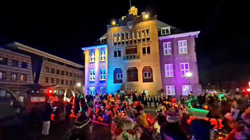 gelaen mit aafsjtand oppe fits