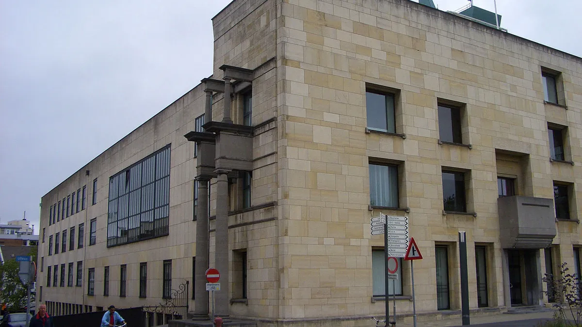 gemeentehuis heerlen