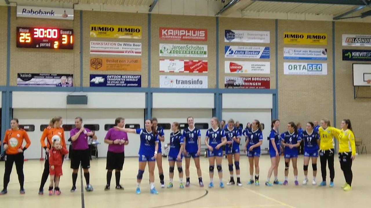 geonius v en l uit tegen boerntrotskaas