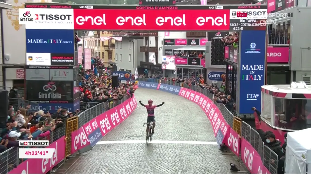 giro 2021 16 egan bernal