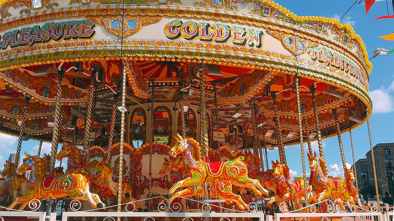 golden pleasure carriusel