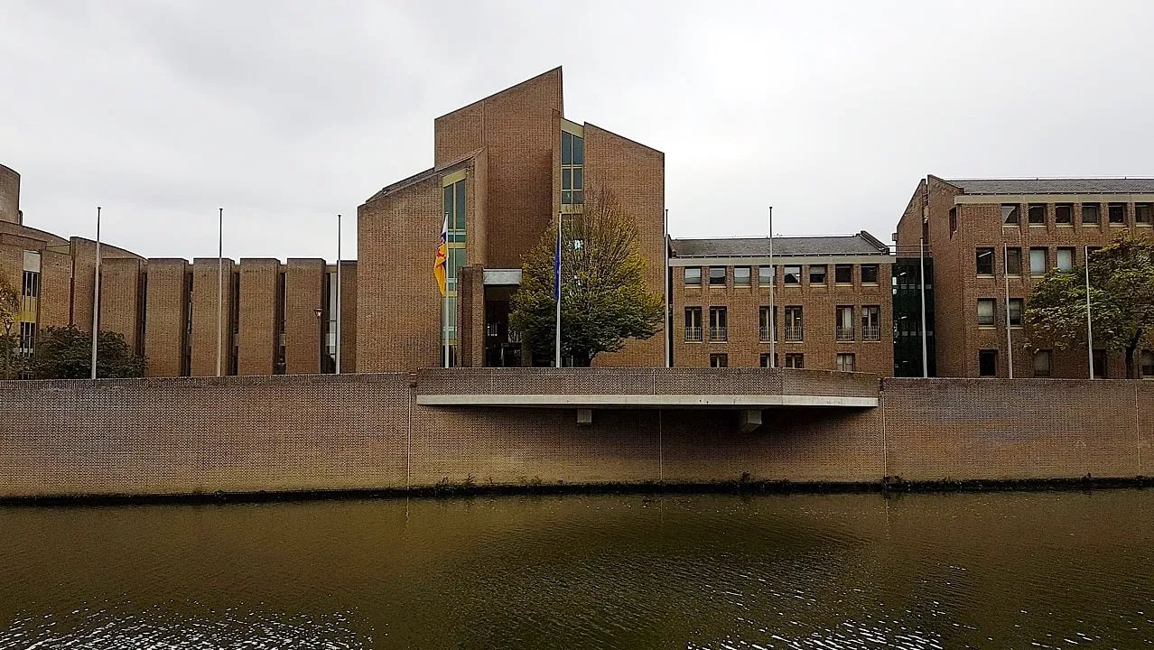 gouvernement maastricht kleon3 cc by sa https creativecommonsorglicensesby sa40