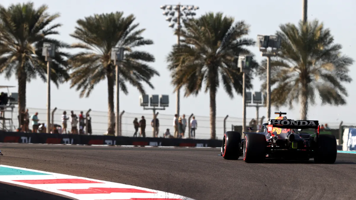 gp vae abu dhabi red bull max verstappen fp1