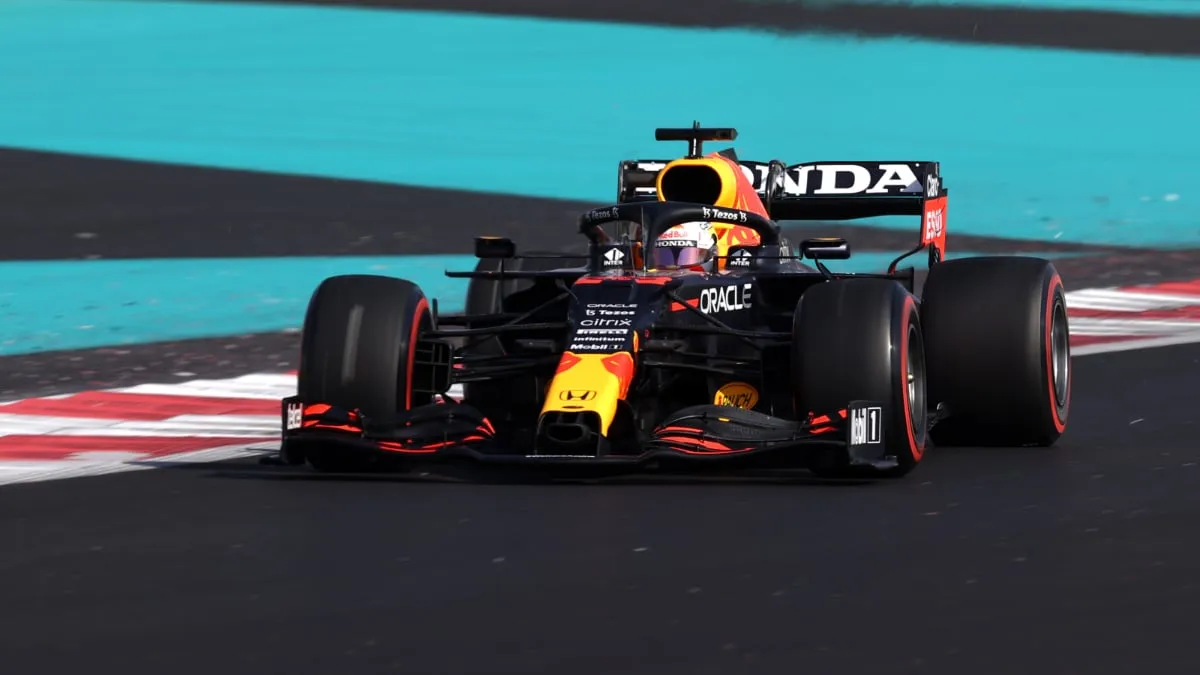 gp vae abu dhabi red bull max verstappen fp2