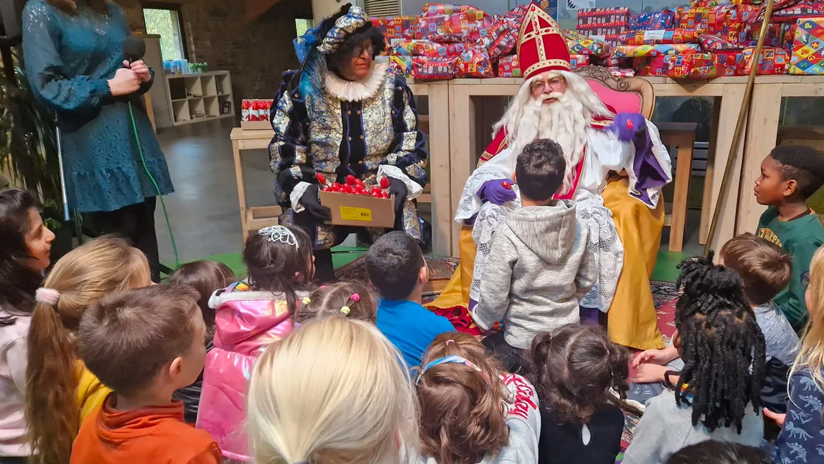 greutsj sinterklaas recycle party 2023 2