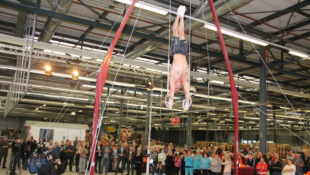 h5yg29zjolm0goim1ux6qlxpi vixia beweegt yuri van gelder 1