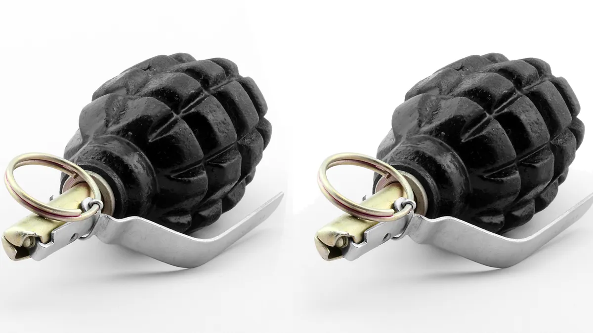 handgranaten stanislav s yanchenko cc by sa 30 via wikimedia commons