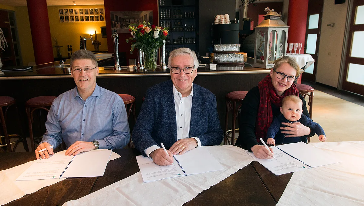 hanenhof nieuwe uitbater ondertekening hanenhof no2 0938