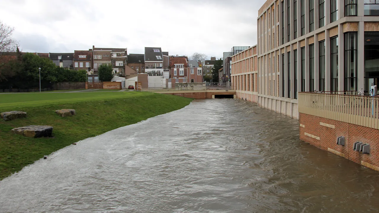 hoogwater na veel regel cotelbeek ligne 1