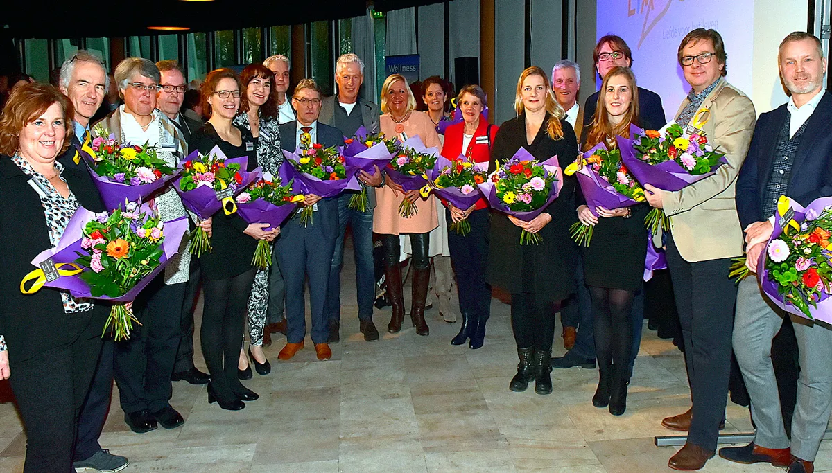 huldiging bijzondere prestaties gemeenten en ondernemers in 2016 tijdens vvv zuid limburg nieuwjaarsbijeenkomst 2017 002