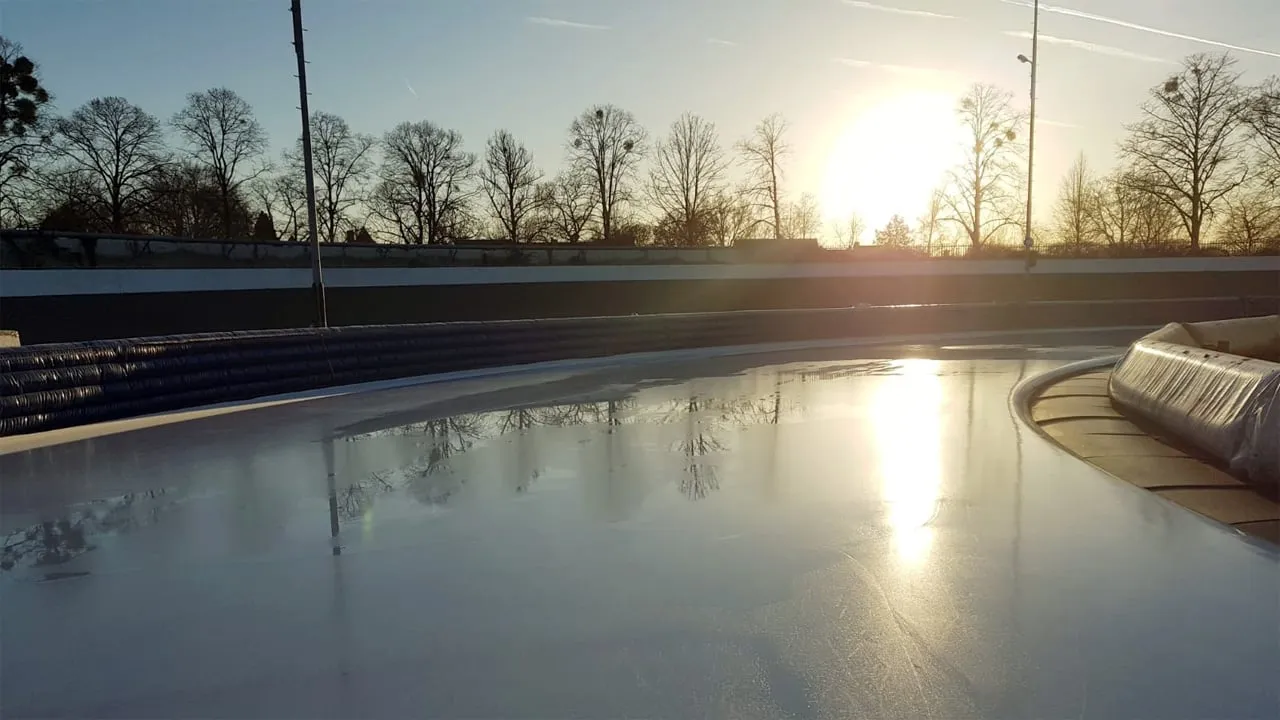 ijsbaan geleen bij 17 graden