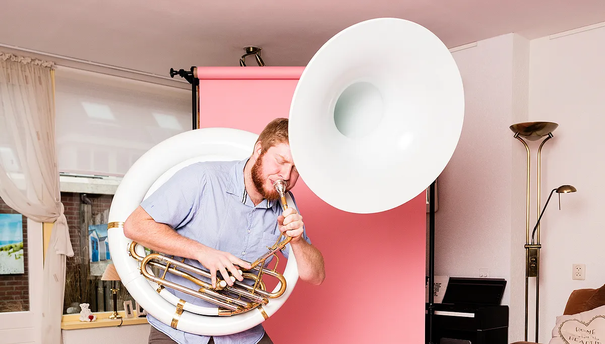 iktoon muzikant staand