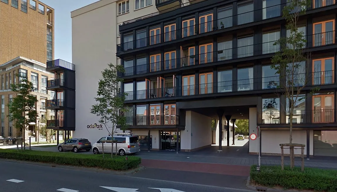 ingang naar oos zittesj hoes