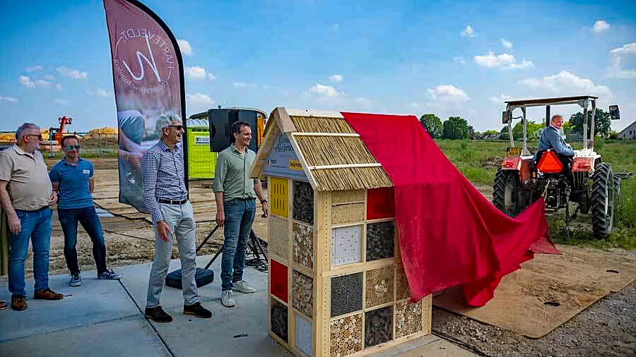 insectenhotel absbroek start nieuwbouw